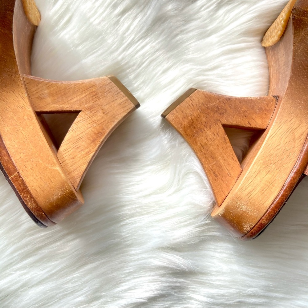 Vintage 1970’s Wood Suede Platform Clogs - Picture 12 of 13